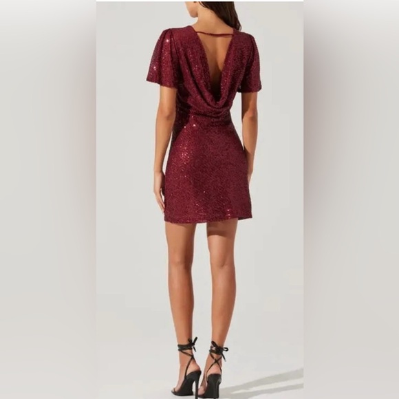 ASTR the Label Sequin Flutter Sleeve Mini Dress Women Size M Red NEW - Picture 3 of 8
